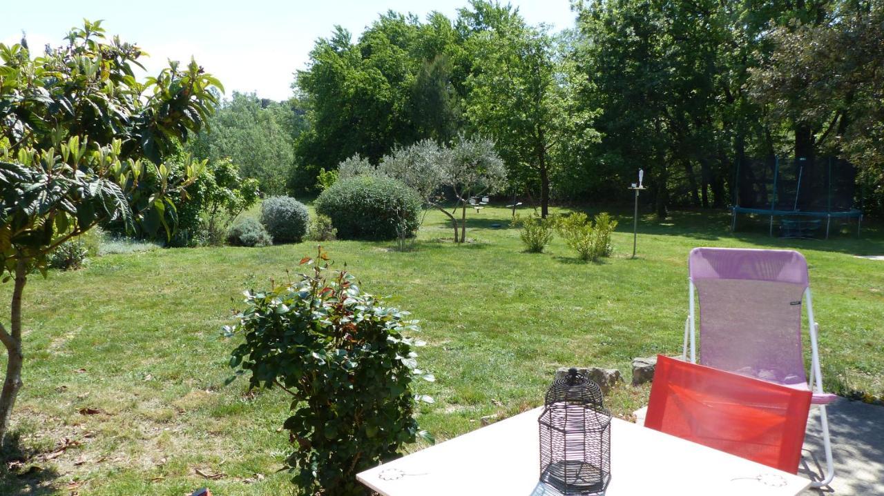 Le Cabanon Apartment Crillon-le-Brave Exterior photo